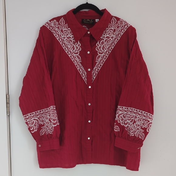 Bob Mackie Tops - Bob Mackie 100% Cotton Red With White Details Button Down Collared Shirt Size 3X